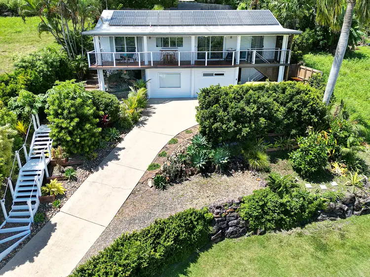 35 Jones Road, Cannonvale QLD 4802
