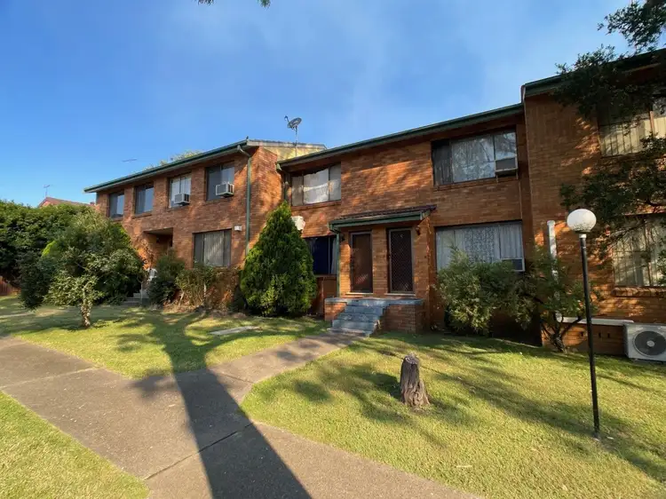11/2-8 Kazanis Court, Werrington NSW 2747