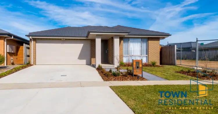 64 Greg Urwin Circuit, Casey ACT 2913