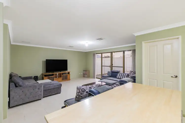 Fifth view of Homely house listing, 10/16 Andrea Way, Queens Park WA 6107