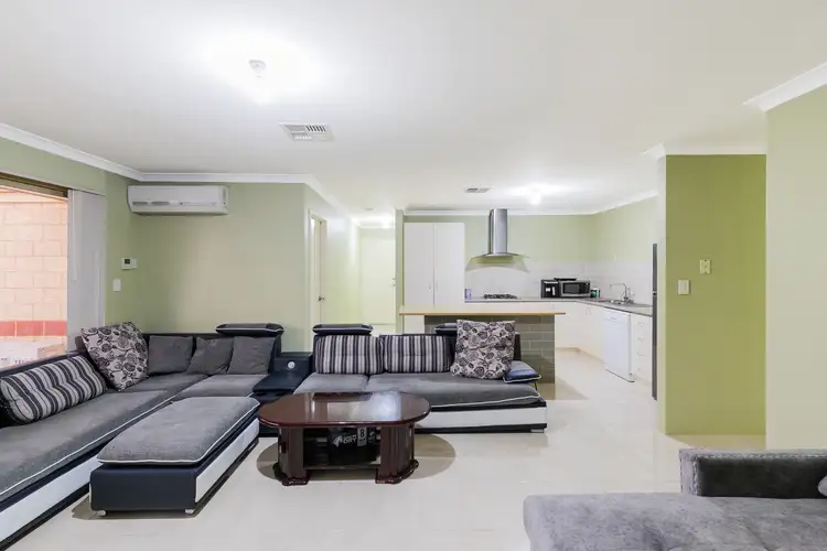 Sixth view of Homely house listing, 10/16 Andrea Way, Queens Park WA 6107