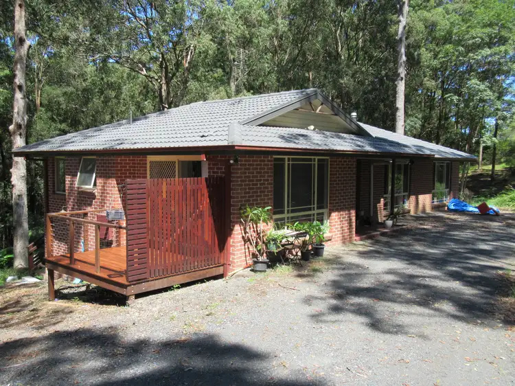 8 Old Coast Rd