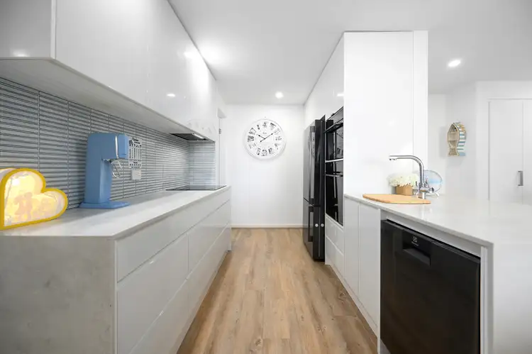 Second view of Homely apartment listing, 4027/3027 The Boulevard, Carrara QLD 4211