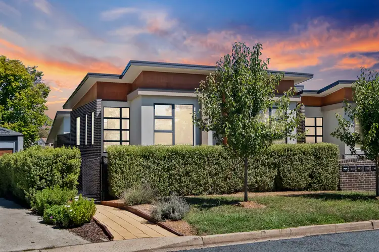 8/18 Sabine Close, Garran ACT 2605