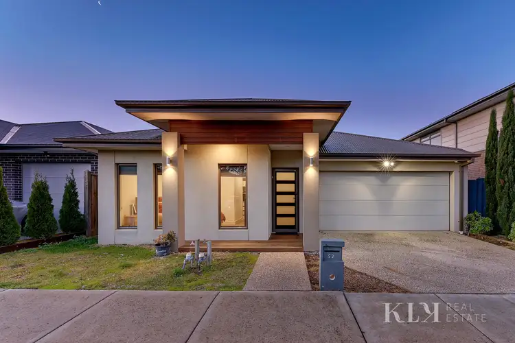 22 Tivoli Way, Mickleham VIC 3064