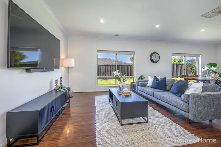 Fourth view of Homely house listing, 17 Retreat Crescent, Sunbury VIC 3429