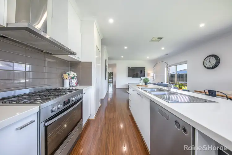 Sixth view of Homely house listing, 17 Retreat Crescent, Sunbury VIC 3429