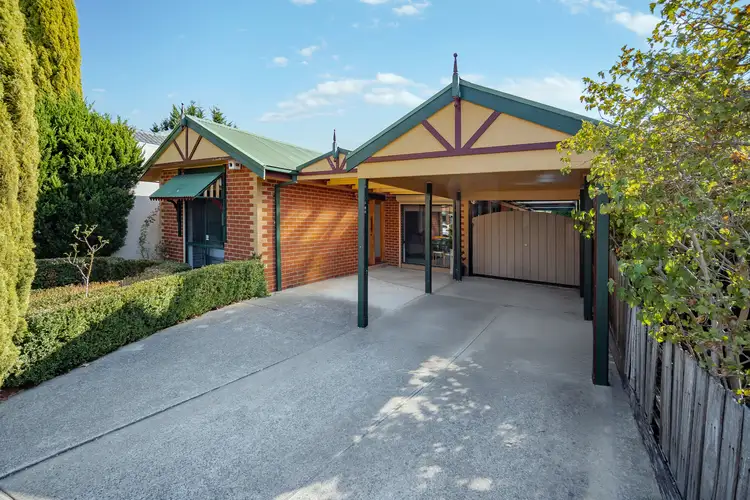 9 Parker Court, Roxburgh Park VIC 3064