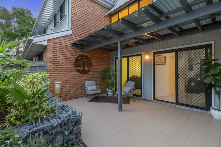 2/12 Station Avenue, Gaythorne QLD 4051