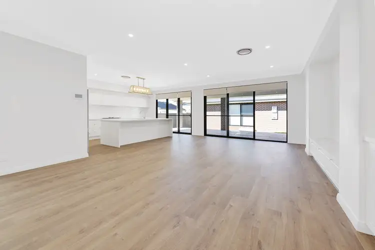 11 Kingsbury Street