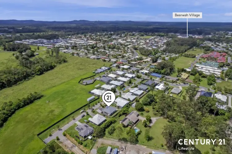 11 Lloyd Street, Beerwah QLD 4519