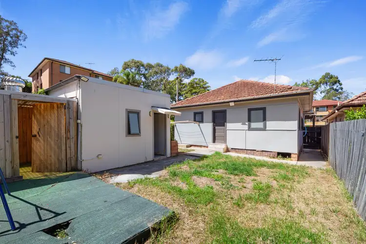 18A George Street