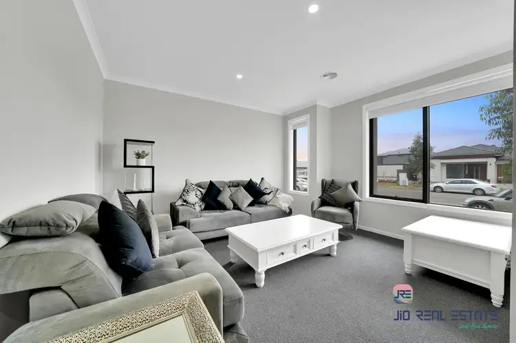 133 Atherstone Boulevard, Strathtulloh VIC 3338