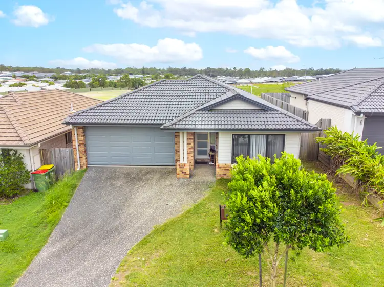 25 Mount Greville Way, Park Ridge QLD 4125
