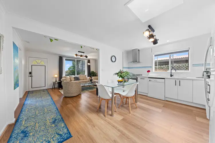 9 Church Street, Drouin VIC 3818