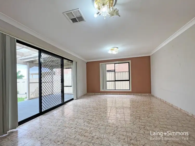 Fifth view of Homely house listing, 32 Scottsdale Circuit, West Hoxton NSW 2171