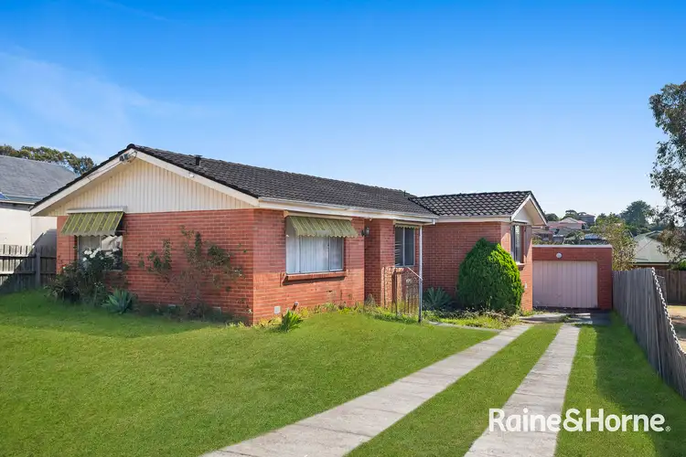 7 Adam Avenue, Hallam VIC 3803