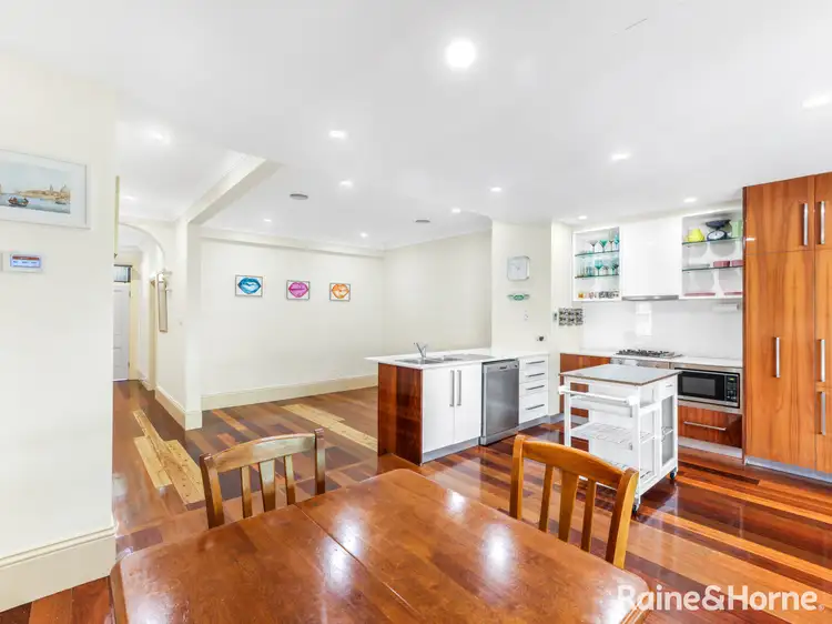 Fourth view of Homely house listing, 10 Park Street, Bathurst NSW 2795