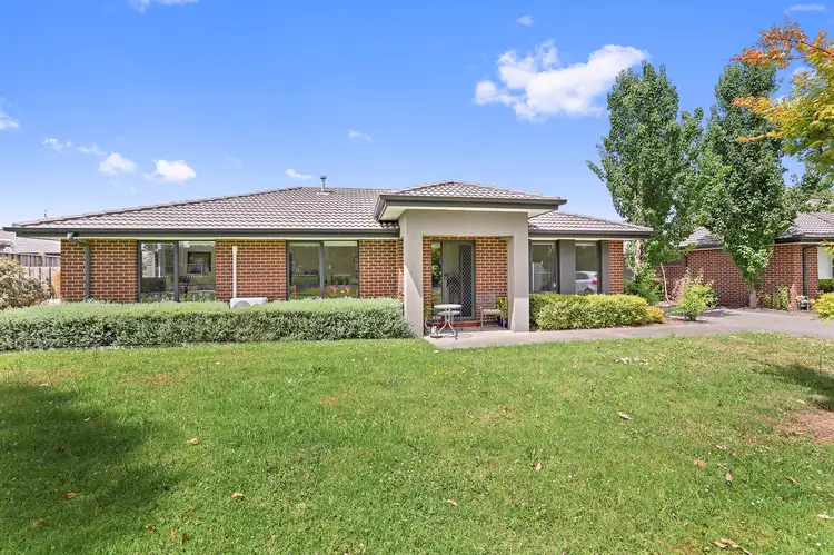 1/98 Lampard Road, Drouin VIC 3818