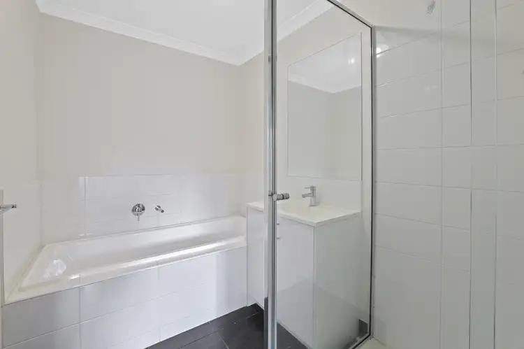 Seventh view of Homely house listing, 1/98 Lampard Road, Drouin VIC 3818