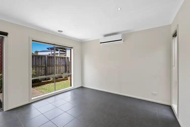 Fifth view of Homely house listing, 7/4 Hearn Street, Drouin VIC 3818