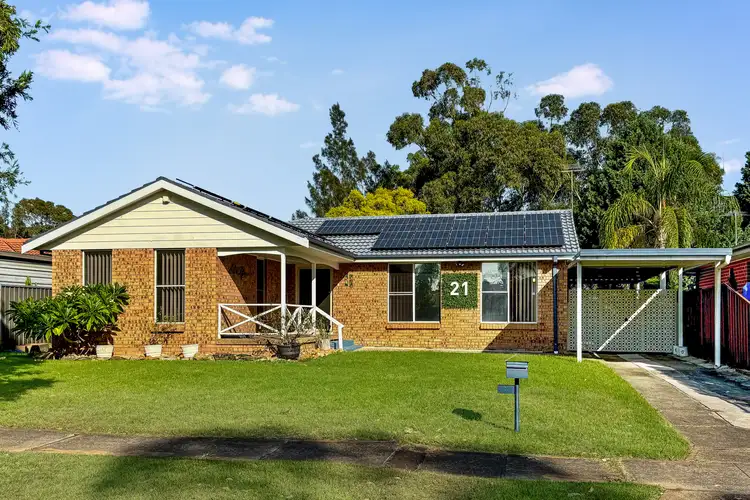 21 Lobelia Crescent, Quakers Hill NSW 2763