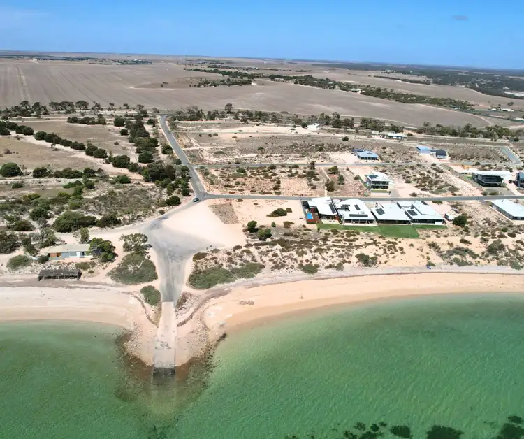 52 Flinders Drive, Streaky Bay SA 5680