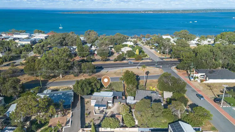 Second view of Homely house listing, 11 Renfrey Place, Dawesville WA 6211