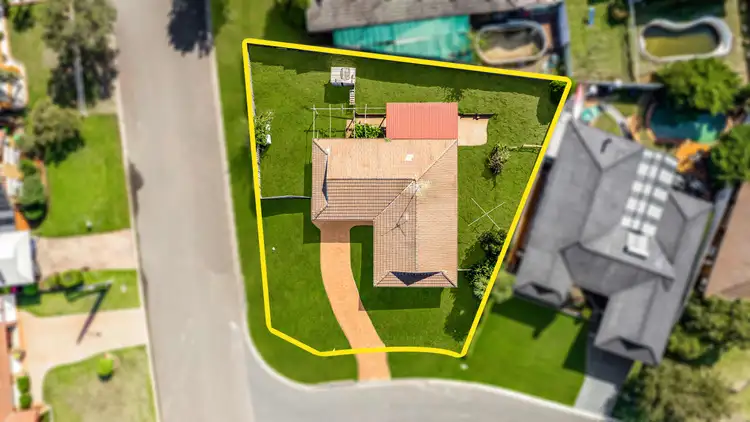 Sixth view of Homely house listing, 1 Pecos Close, St Clair NSW 2759