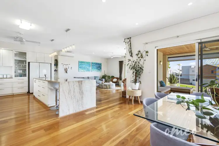 8 Orsino Boulevard, North Coogee WA 6163