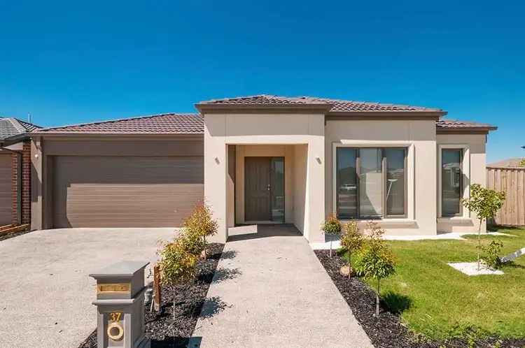 37 Daybreak Vista, Mickleham VIC 3064