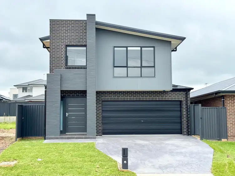 155 Kelly Street