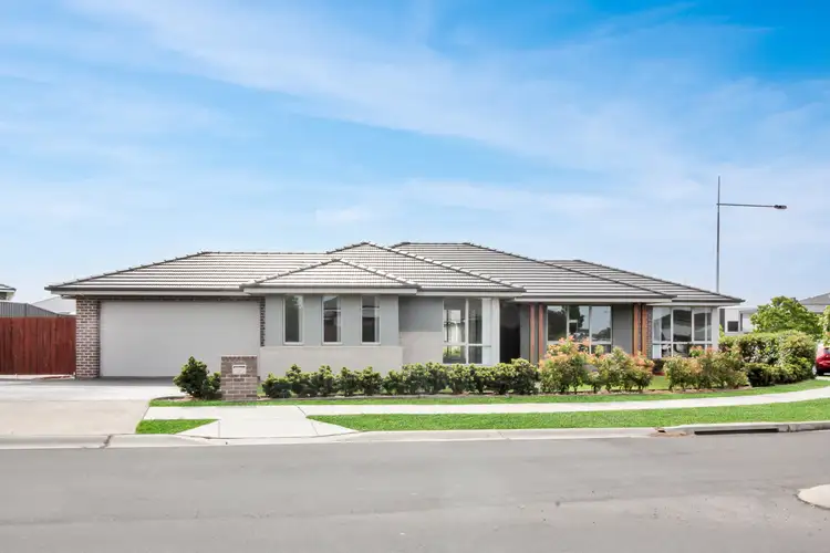 21 Evans Street, Oran Park NSW 2570