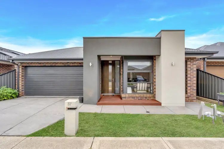 37 Elvire Road, Craigieburn VIC 3064