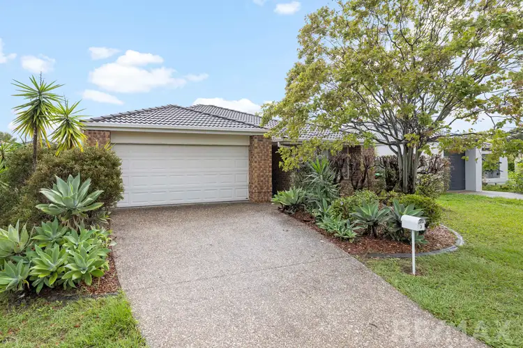 3 Carabbean Close, Wynnum West QLD 4178