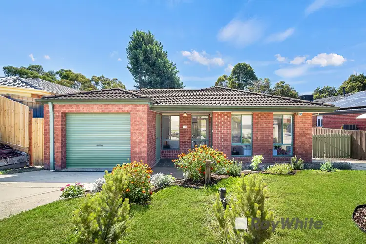 15 Redwood Avenue, Hampton Park VIC 3976