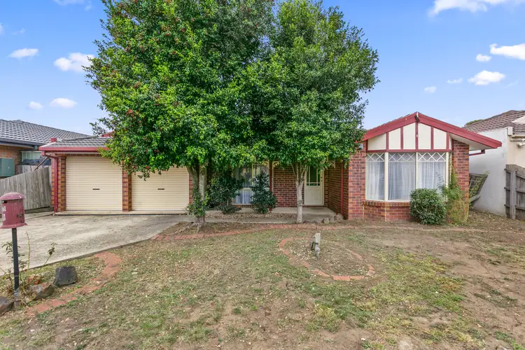 58 Mcintyre Avenue, Roxburgh Park VIC 3064
