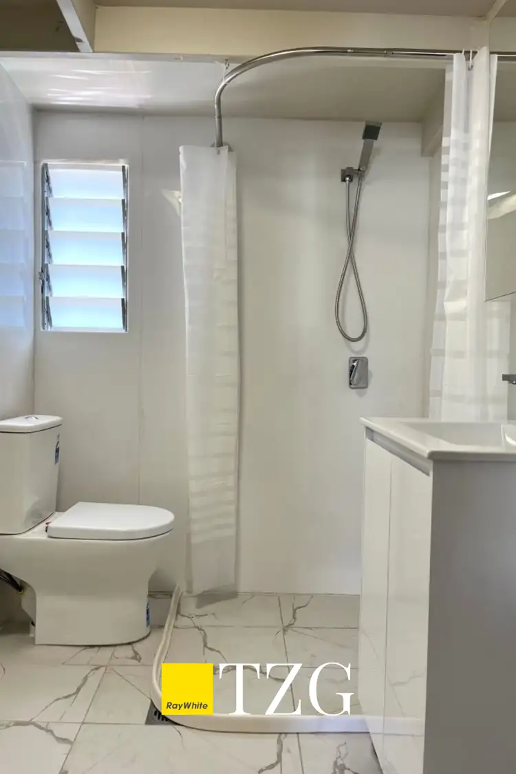 Fourth view of Homely apartment listing, R/472 Bourke Street, Surry Hills NSW 2010