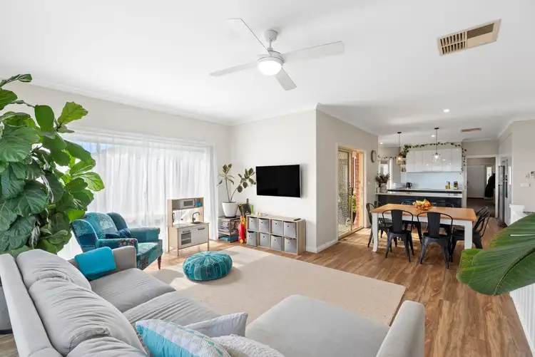 Fifth view of Homely house listing, 8 Washington Gardens, Leopold VIC 3224