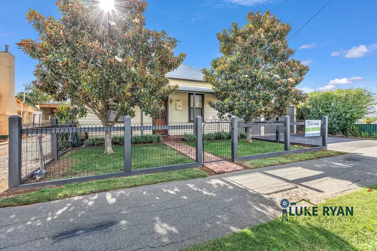 14 Campaspe Street, Rochester VIC 3561