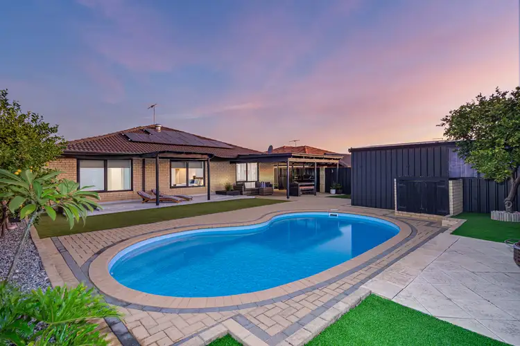 5 Mal Bay Court, Mindarie WA 6030