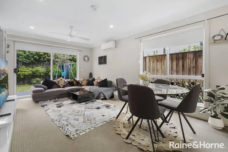 10/52A Atlantic Boulevard, Glenfield NSW 2167