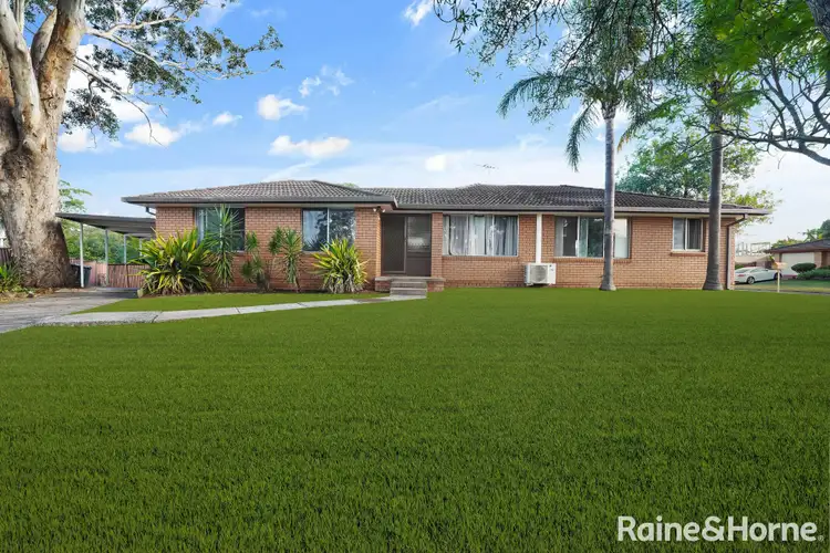 2 Popondetta Place, Glenfield NSW 2167