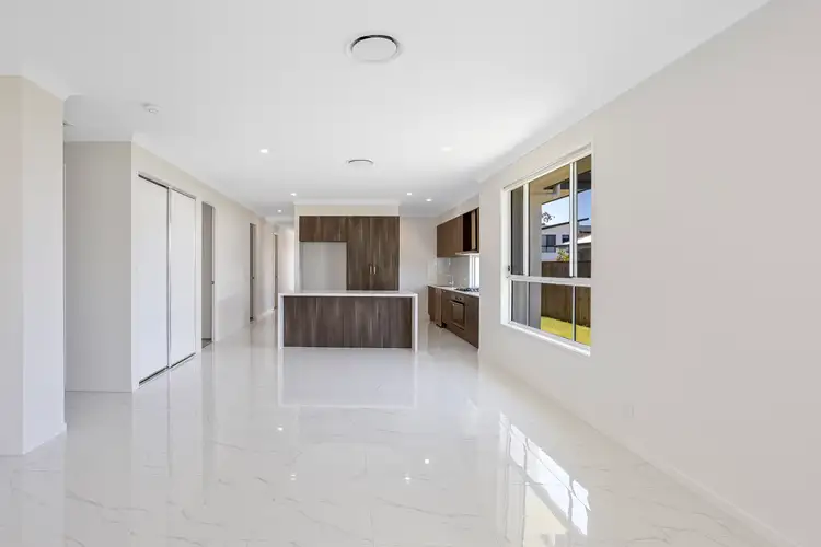9 Kakadu Street, Pimpama QLD 4209