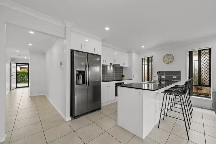 Second view of Homely house listing, 7 Cassidy Crescent, Willow Vale QLD 4209