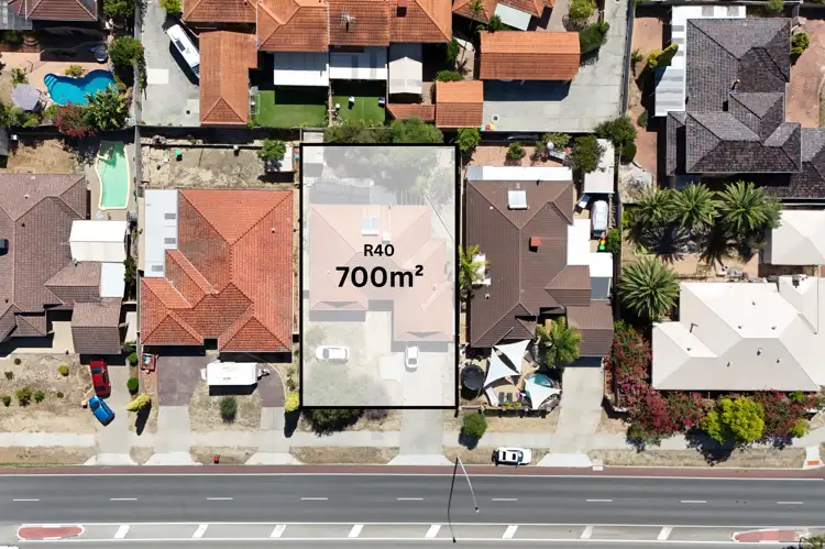 556 Marmion Street