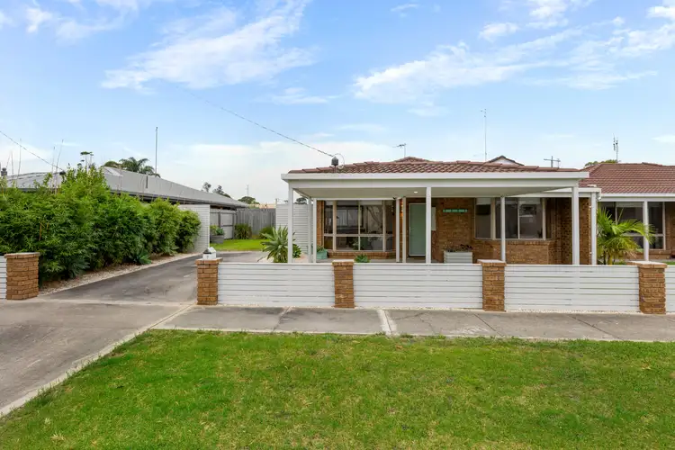 3/79 Roadknight Street, Lakes Entrance VIC 3909