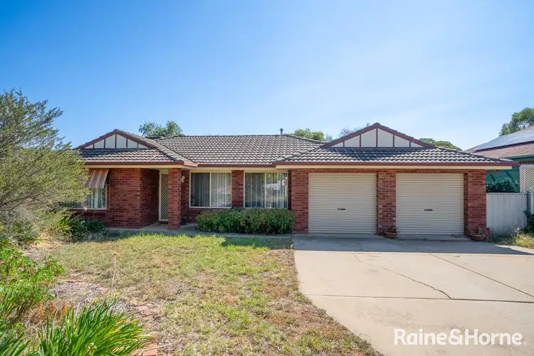 7 Hargrave Avenue, Wagga Wagga NSW 2650