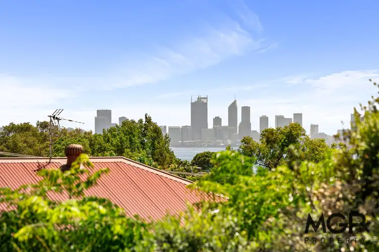 39 Perkins Road, Melville WA 6156