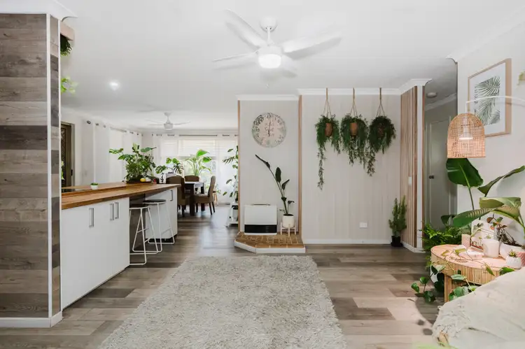 4 Oakover Turn, Greenfields WA 6210